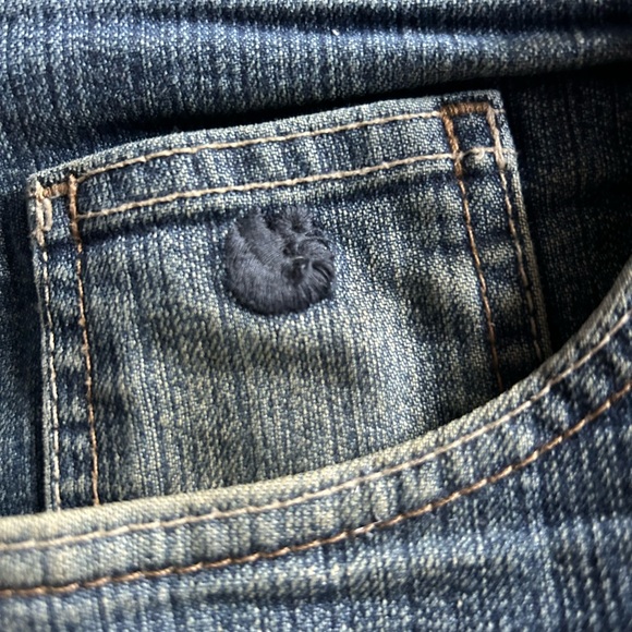 Classic Gloria Vanderbilt jeans, cotton, poly, spandex mix! Wide leg & comfy! - Picture 6 of 7